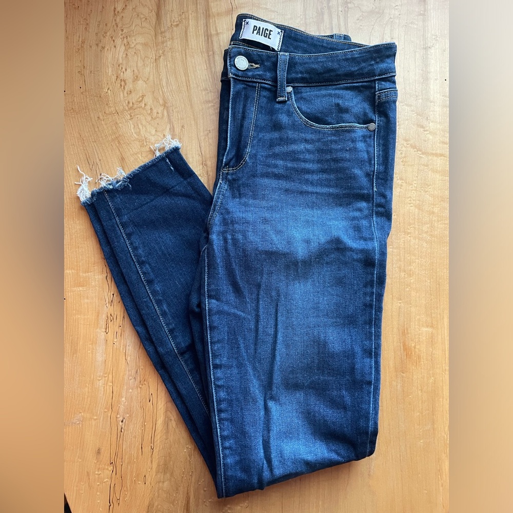 PAIGE Verdugo Ankle mid was distressed cuff denim jean